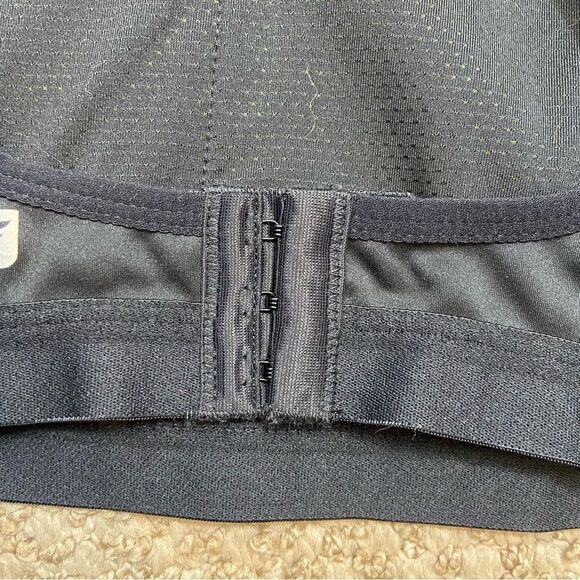 Fabletics Joliet High Impact Sports Bra Black and Yellow Size XL - Picture 13 of 14